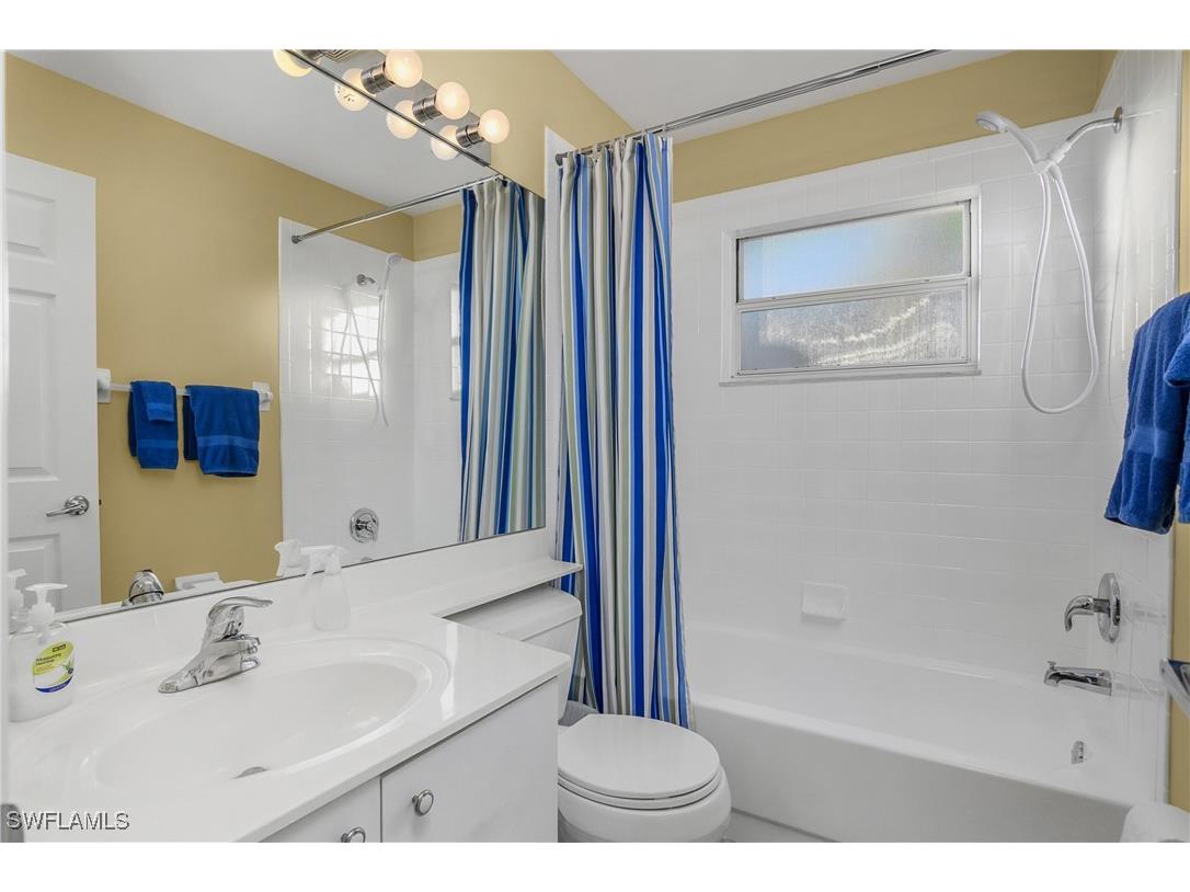 541 Windsor Square #202 Naples FL 34104 226001692 image21