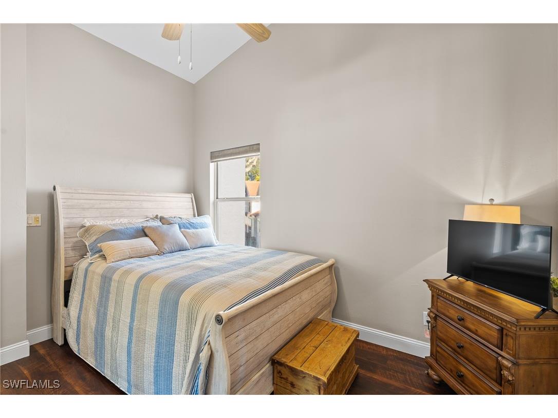 541 Windsor Square Naples FL 34104 226005085 image23