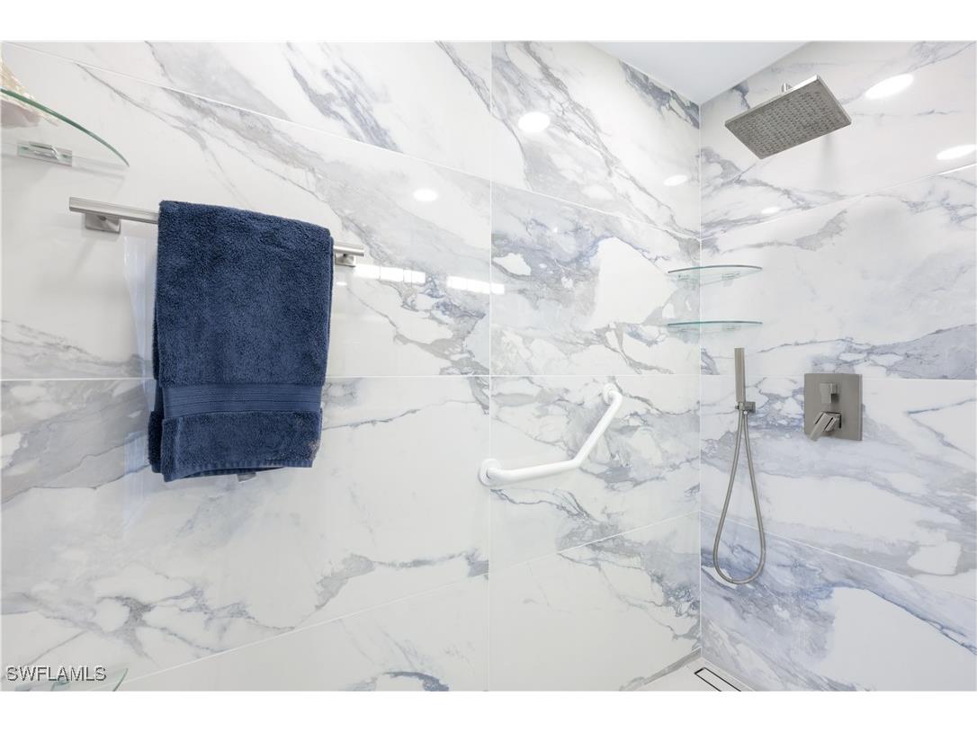 5411 Harborage Drive Fort Myers FL 33908 225085133 image18