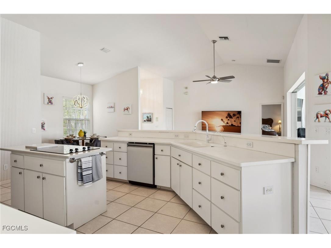 5413 SW 25th Place Cape Coral FL 33914 2025011084 image11