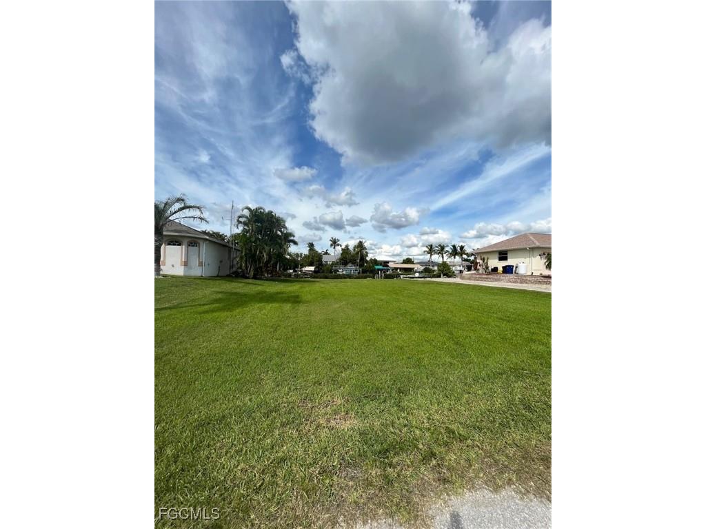 5414 Martin Cove Bokeelia FL 33922 2025009853 image11