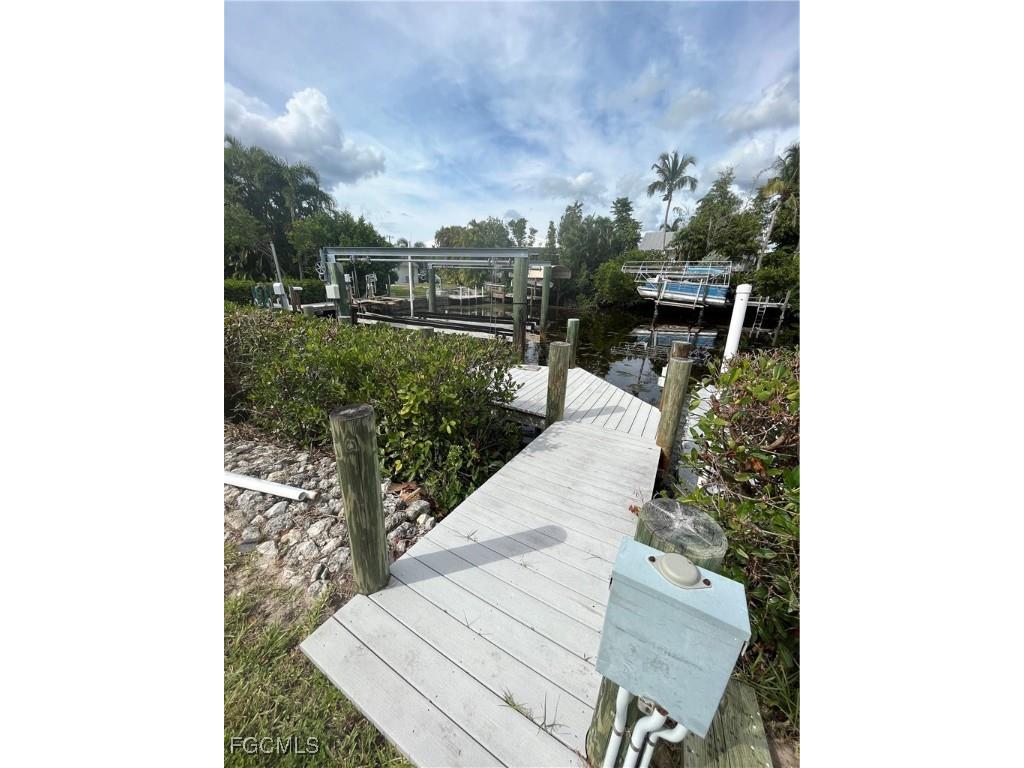 5414 Martin Cove Bokeelia FL 33922 2025009853 image7