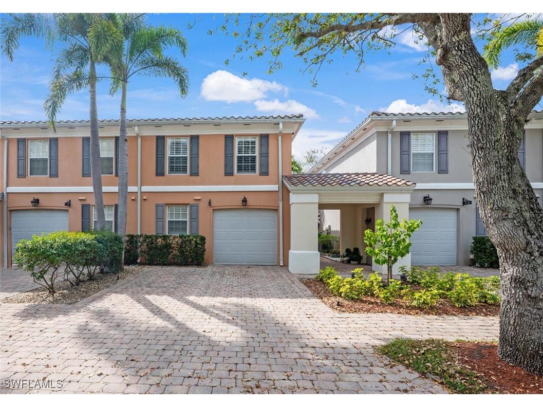 5417 Cove Circle #112 Naples FL 34119 226002071 image1