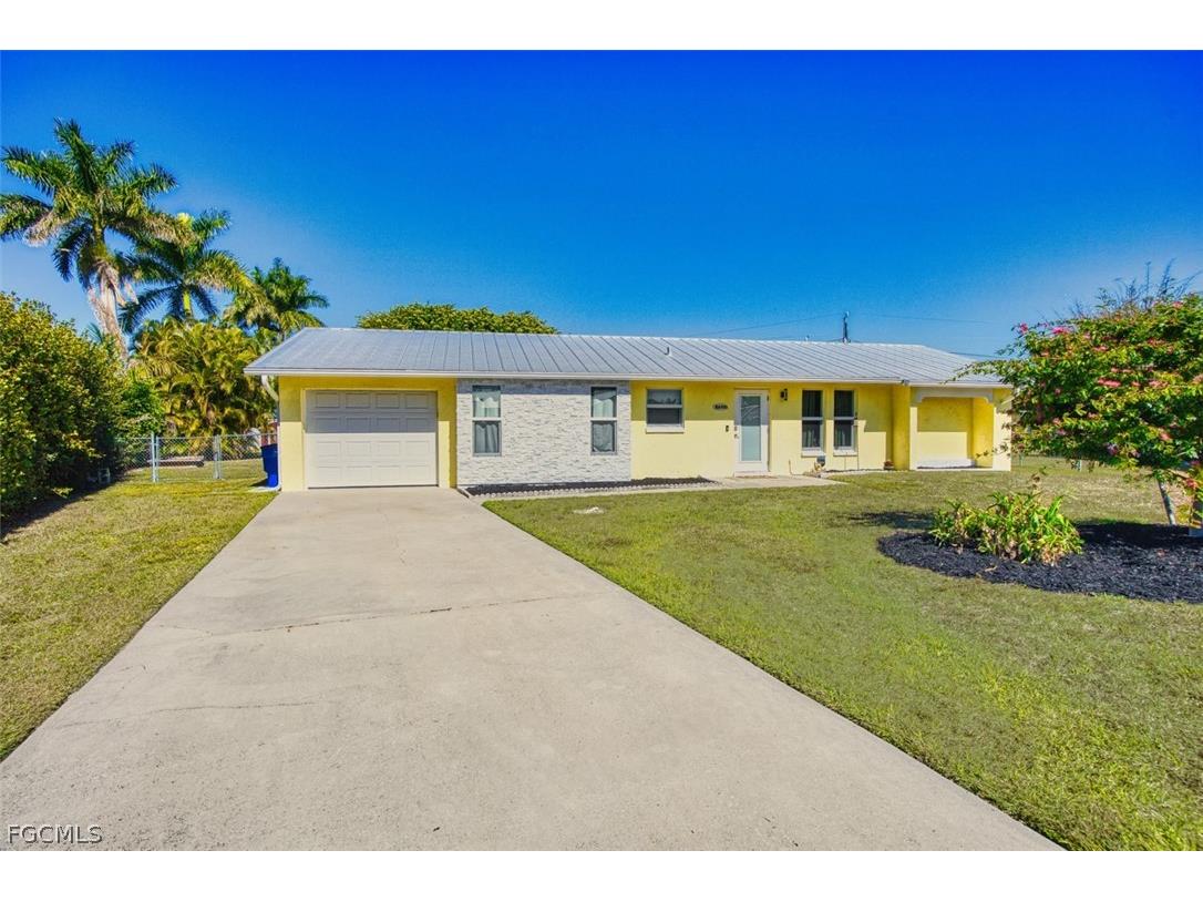 5417 Loyola Lane Fort Myers FL 33908 2026010984 image1