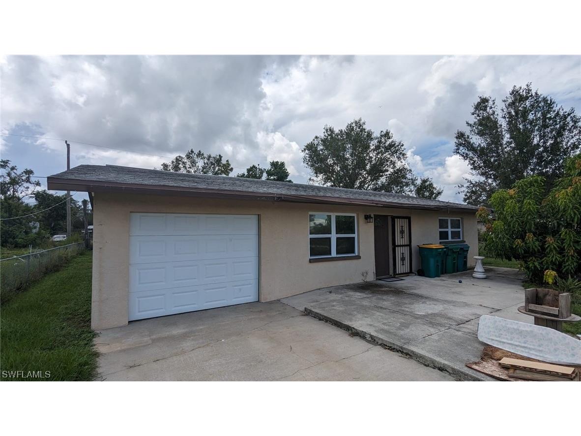 5419 Maze Drive Punta Gorda FL 33982 223075676 image1