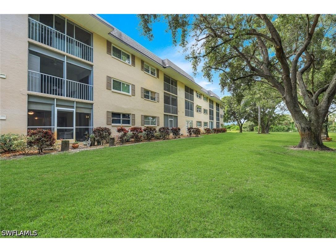 5419 Rattlesnake Hamm Road #105F Naples FL 34113 226026122 image1