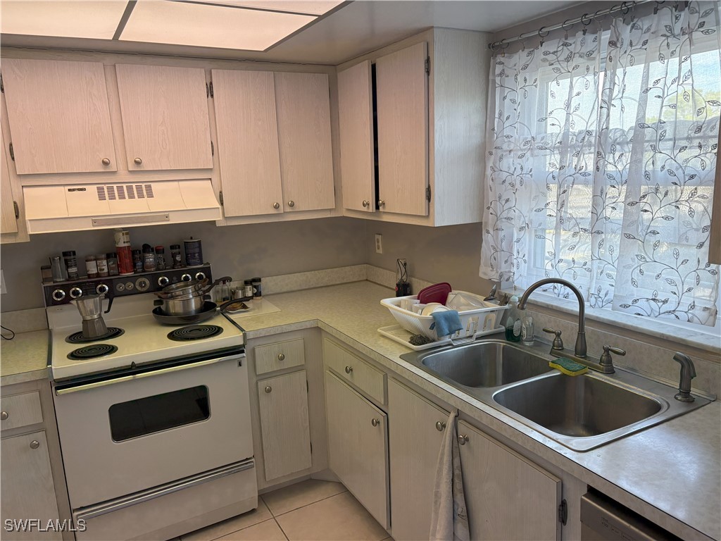 5419 Rattlesnake Hammock Road #F205 Naples FL 34113 225071487 image7