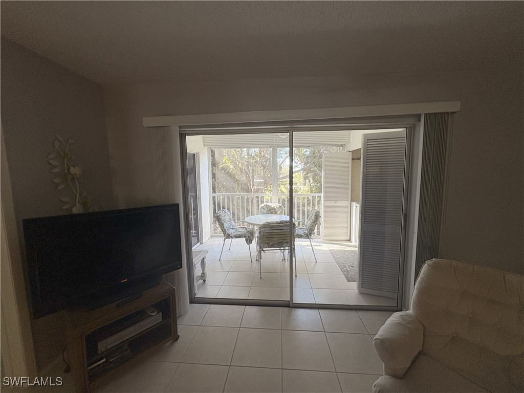 5419 Rattlesnake Hammock Road #F205 Naples FL 34113 225071487 image8