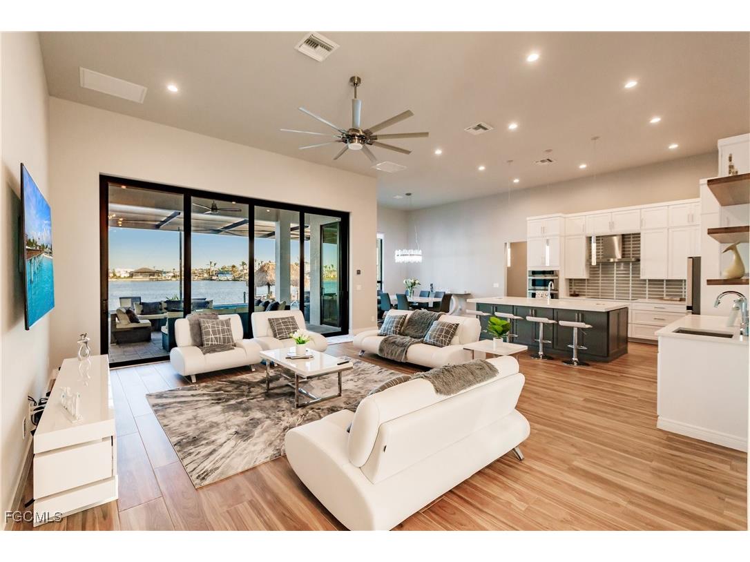 5419 Skyline Boulevard Cape Coral FL 33914 225063320 image8