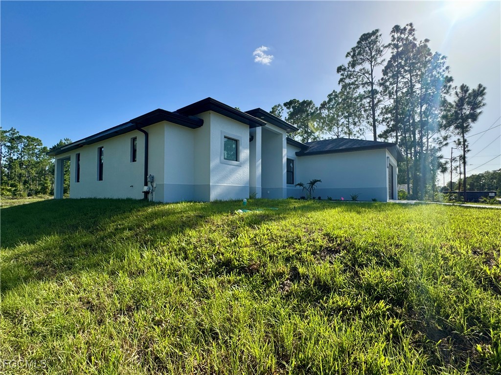 542 Ames Street E Lehigh Acres FL 33974 2025003288 image2
