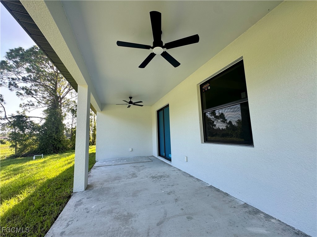 542 Ames Street E Lehigh Acres FL 33974 2025003288 image3