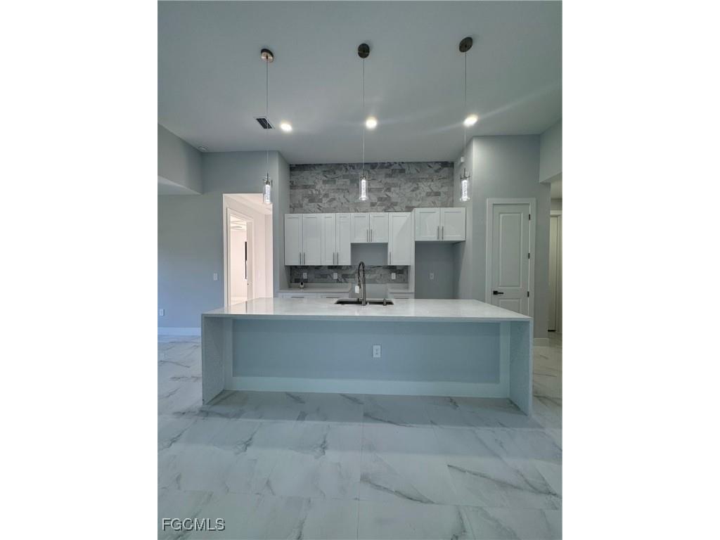 542 Ames Street E Lehigh Acres FL 33974 2025003288 image5