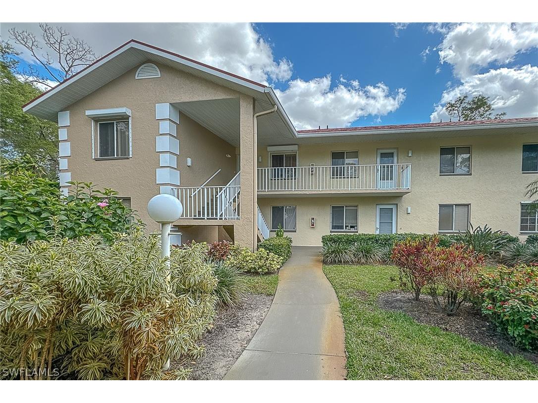 542 Augusta Boulevard #G201 Naples FL 34113 224022157 image1