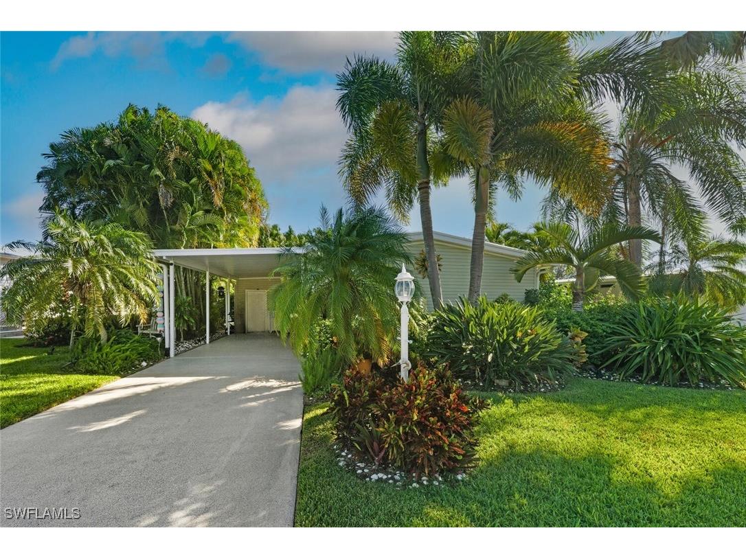 542 Charlemagne Boulevard Naples FL 34112 225079503 image2