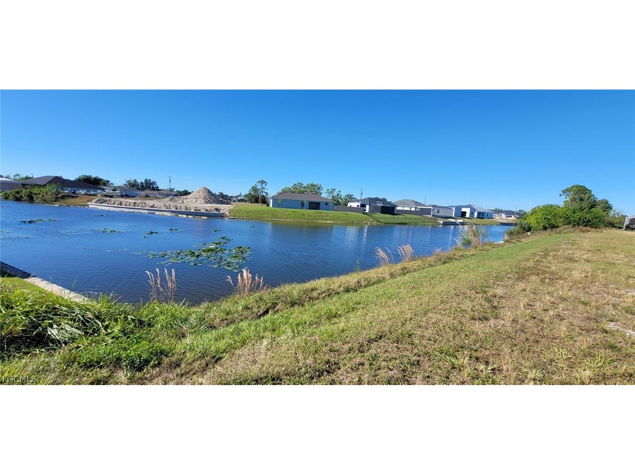 542 NE 5th Place Cape Coral FL 33909 2026010120 image1
