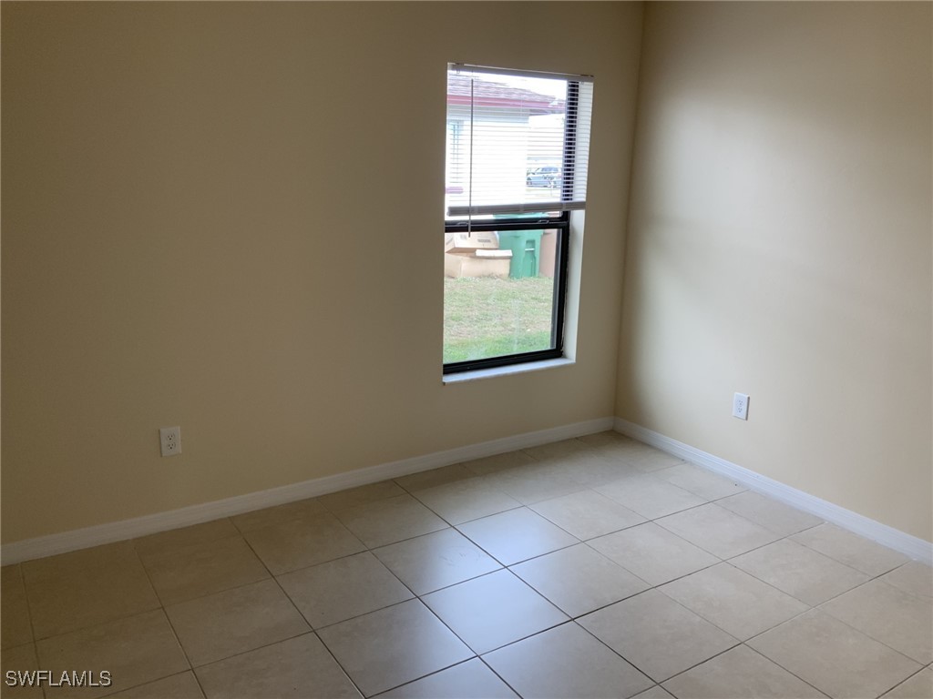 542 SE 6th Place Cape Coral FL 33990 225062008 image8