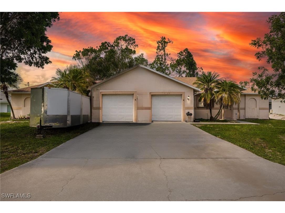 5421/5423 Centennial Boulevard Lehigh Acres FL 33971 225057198 image1