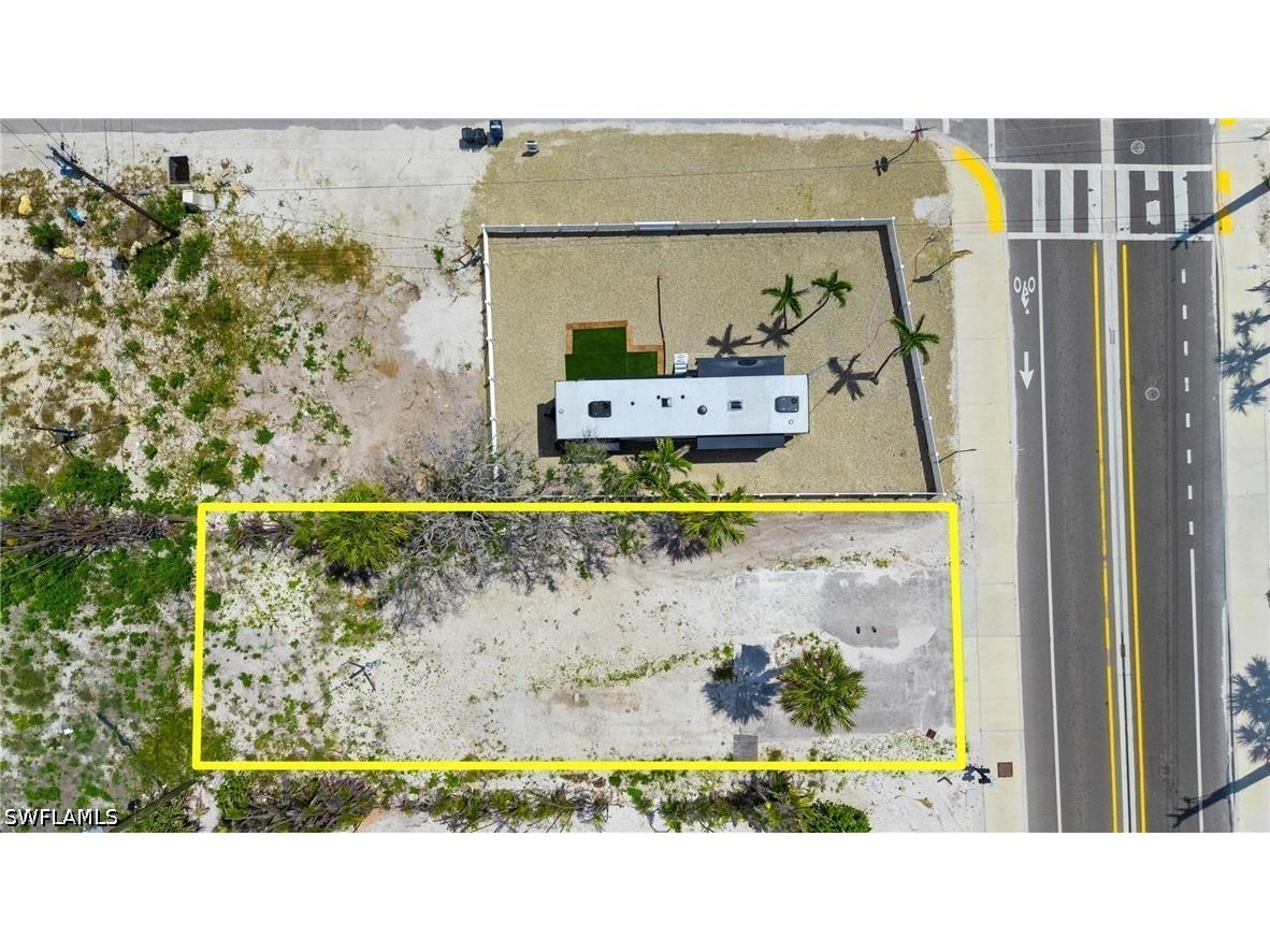 5421 / 5425 Estero Boulevard Fort Myers Beach FL 33931 226016351 image12