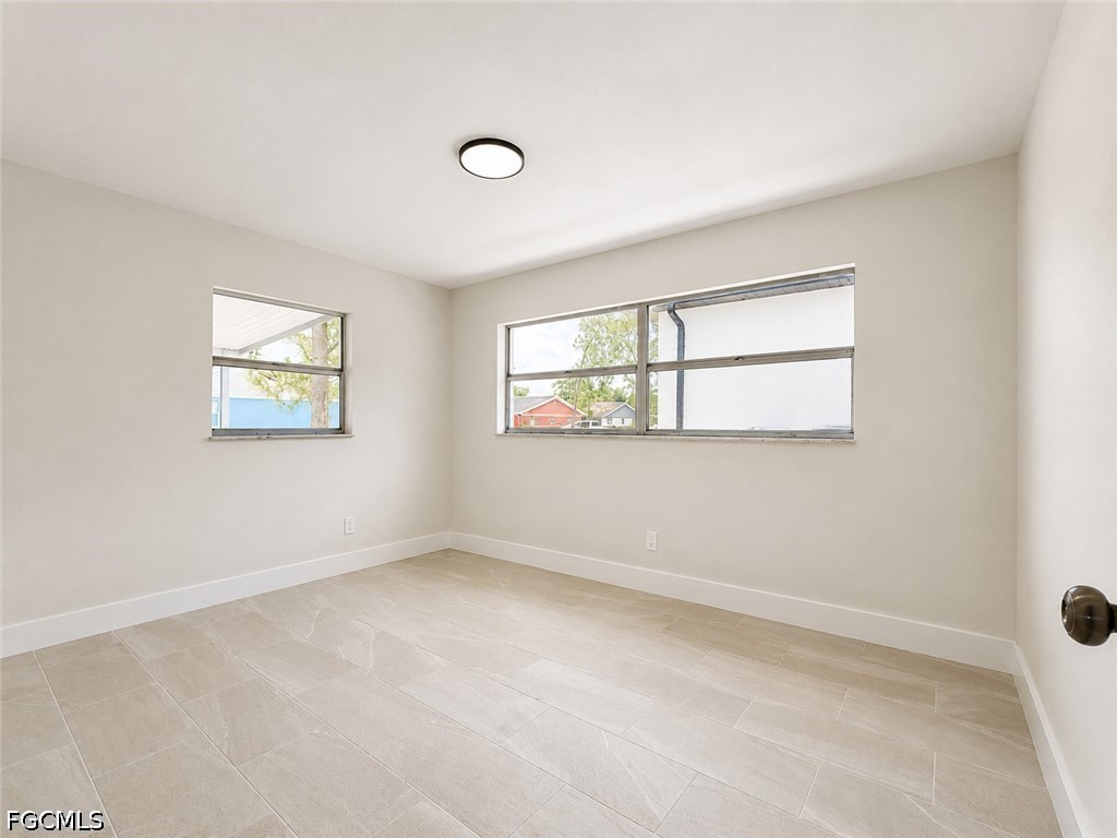 5422 9th Avenue Fort Myers FL 33907 2026022784 image6
