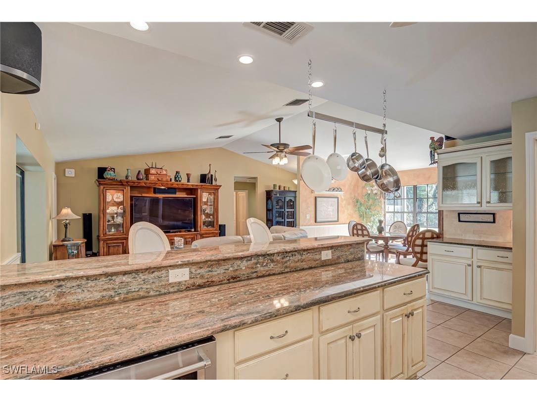 5423 Teak Wood Drive Naples FL 34119 226005079 image10