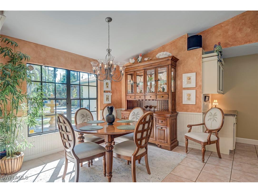 5423 Teak Wood Drive Naples FL 34119 226005079 image6