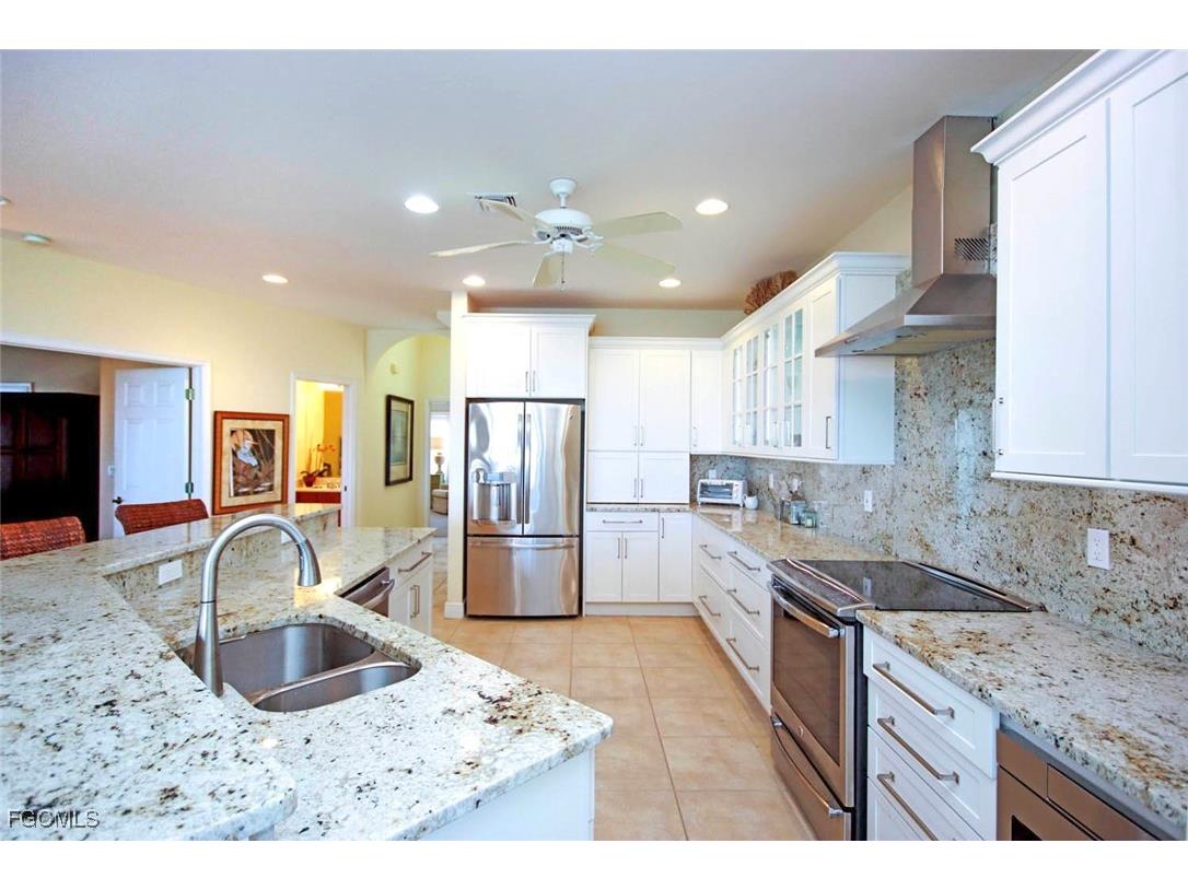 5425 Shearwater Drive Sanibel FL 33957 2025020573 image7