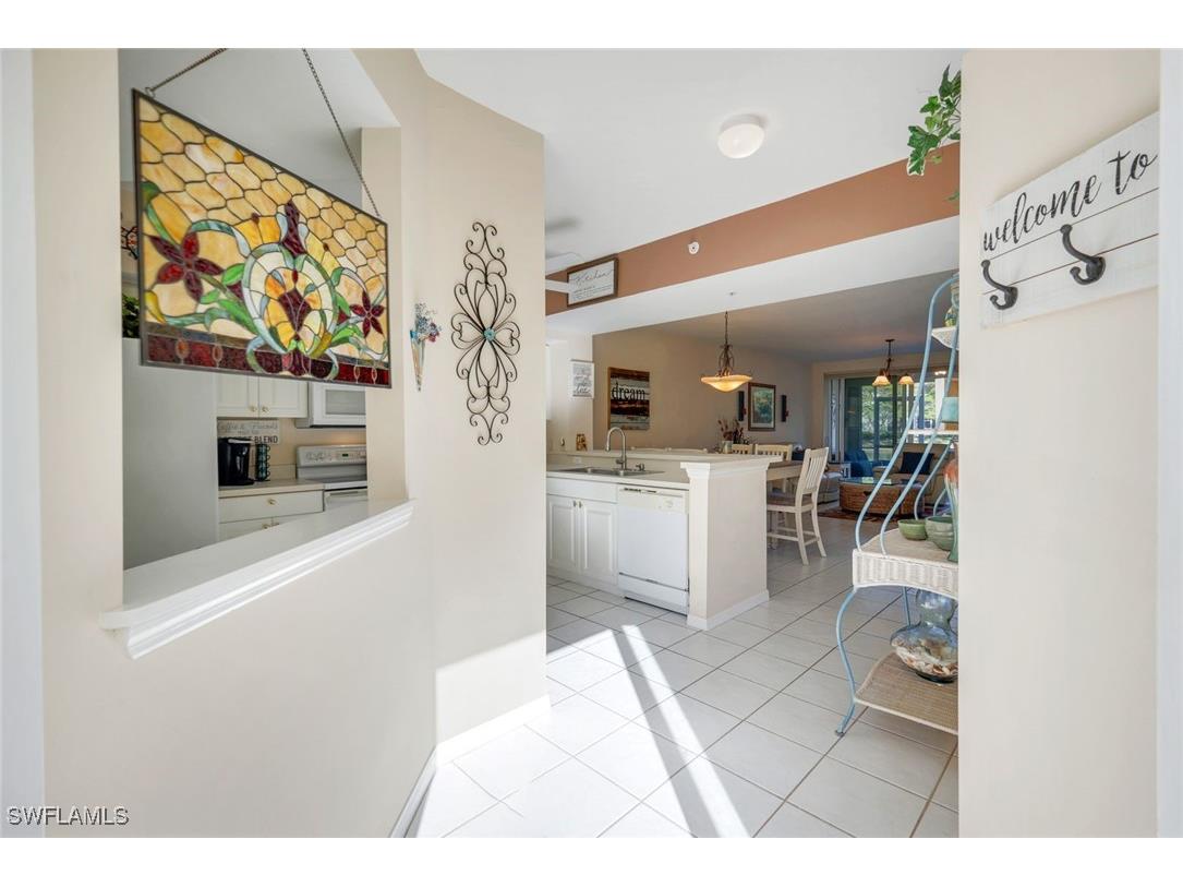 5425 Worthington Lane #103 Naples FL 34110 225083091 image4