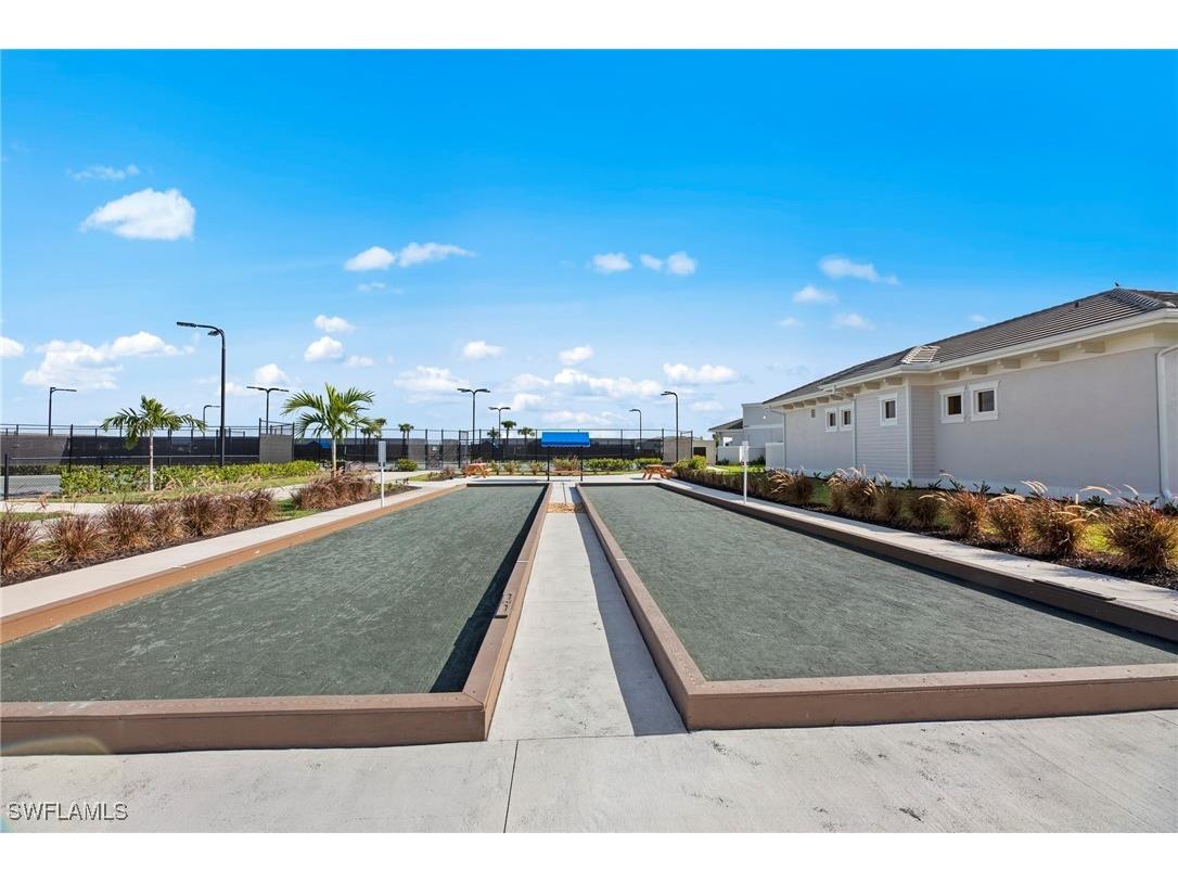 5427 Double Eagle Cir #2824 Other FL 34142 225068670 image12