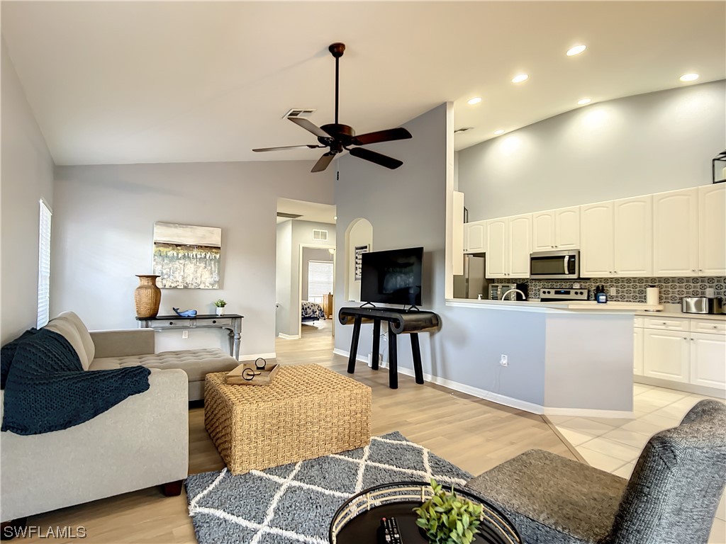 5430 Park Road #4 Fort Myers FL 33908 223042878 image1