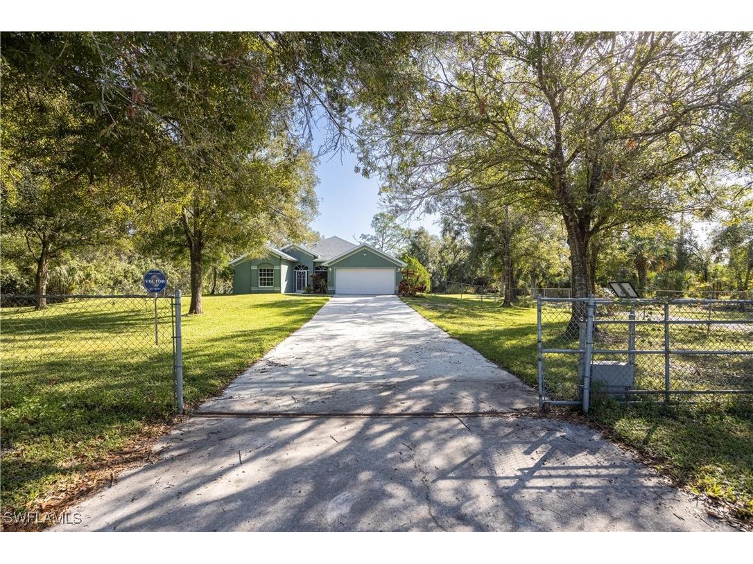 5431 Carter Road Fort Myers FL 33905 224087201 image1