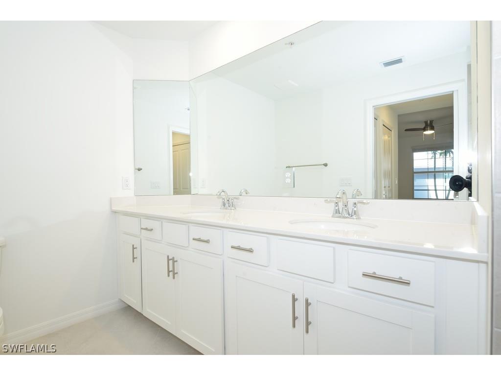 5434 Double Eagle Circle #2614 Naples FL 34142 226008335 image11