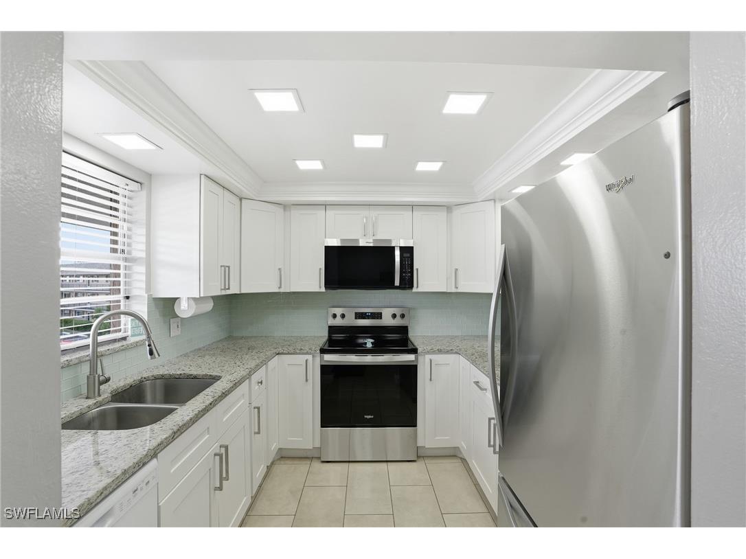 5435 Rattlesnake Hamm Road #E-304 Naples FL 34113 225076715 image4