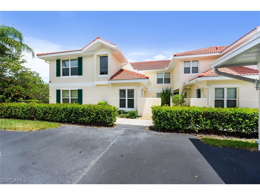 5435 Worthington Lane #201 Naples FL 34110 223055563 image1