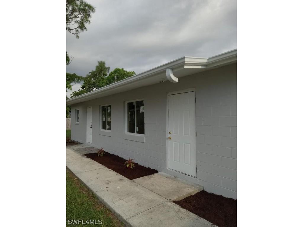 5437-5439 4th Avenue Fort Myers FL 33907 223066623 image1