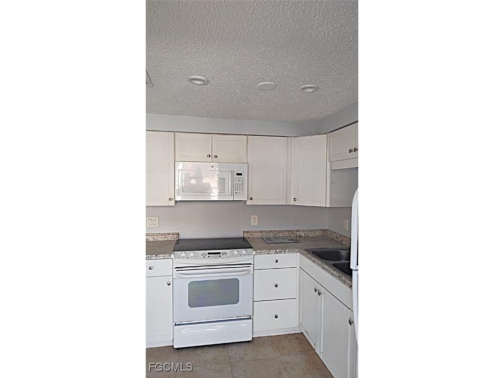 5439 Sago Avenue Fort Myers FL 33907 2025022740 image10