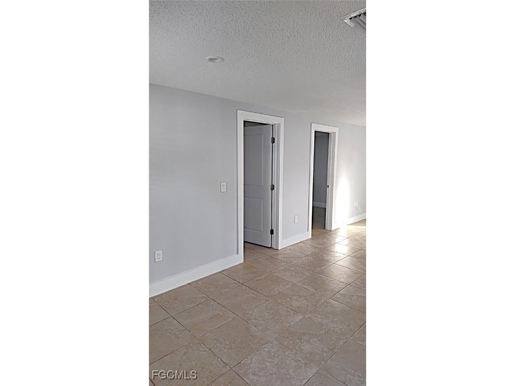 5439 Sago Avenue Fort Myers FL 33907 2025022740 image9