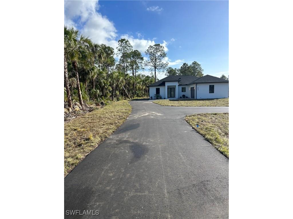 544 2nd Street NE Naples FL 34120 224085751 image1