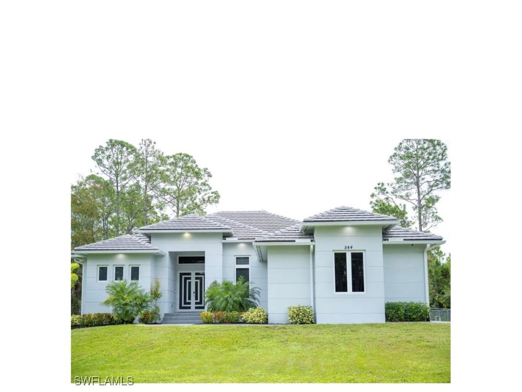 544 31st Street SW Naples FL 34117 224088923 image1