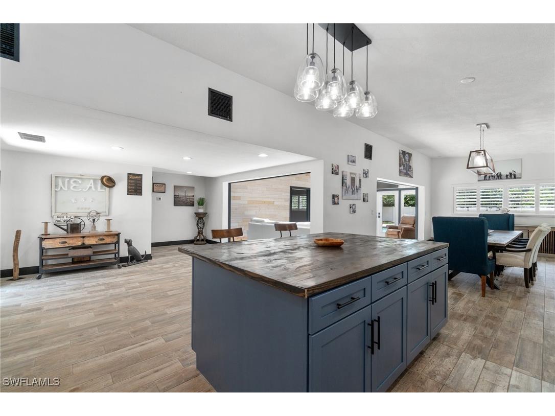 544 Bayside Drive Fort Myers FL 33919 225059892 image11