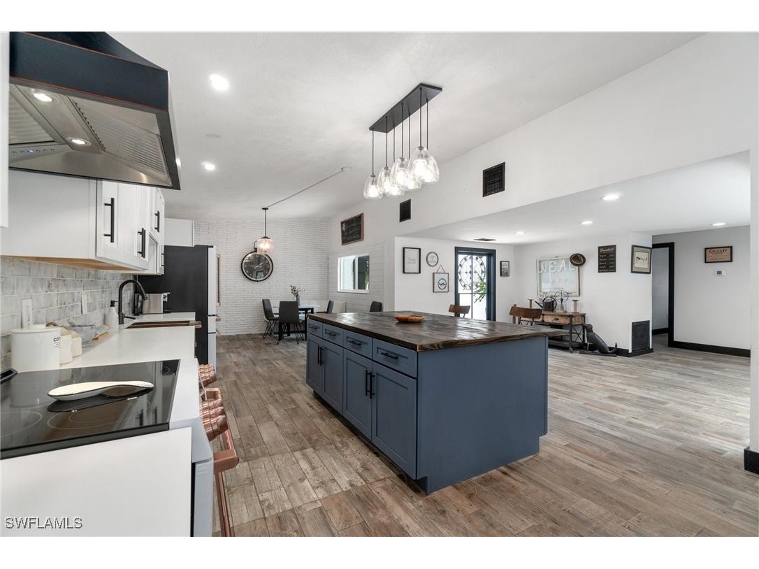 544 Bayside Drive Fort Myers FL 33919 225059892 image17