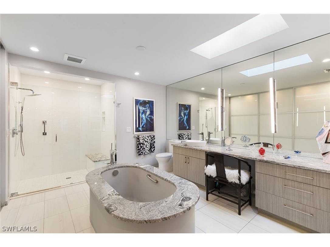 544 Tierra Mar Lane E #12 Naples FL 34108 225084941 image18
