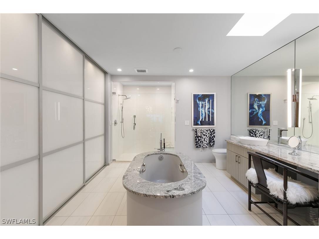 544 Tierra Mar Lane E #12 Naples FL 34108 225084941 image19