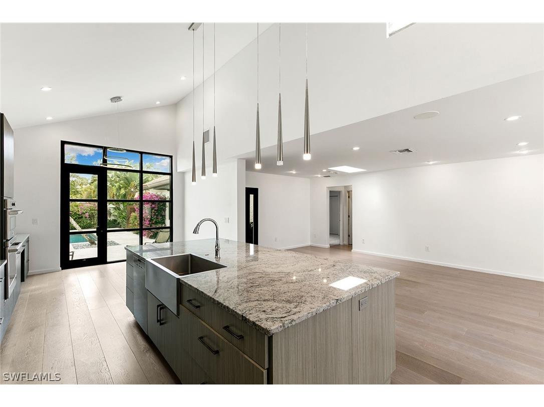 544 Tierra Mar Lane E #12 Naples FL 34108 225084941 image24
