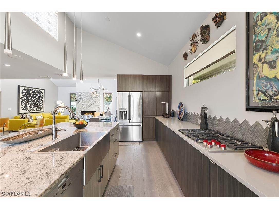 544 Tierra Mar Lane E #12 Naples FL 34108 225084941 image8
