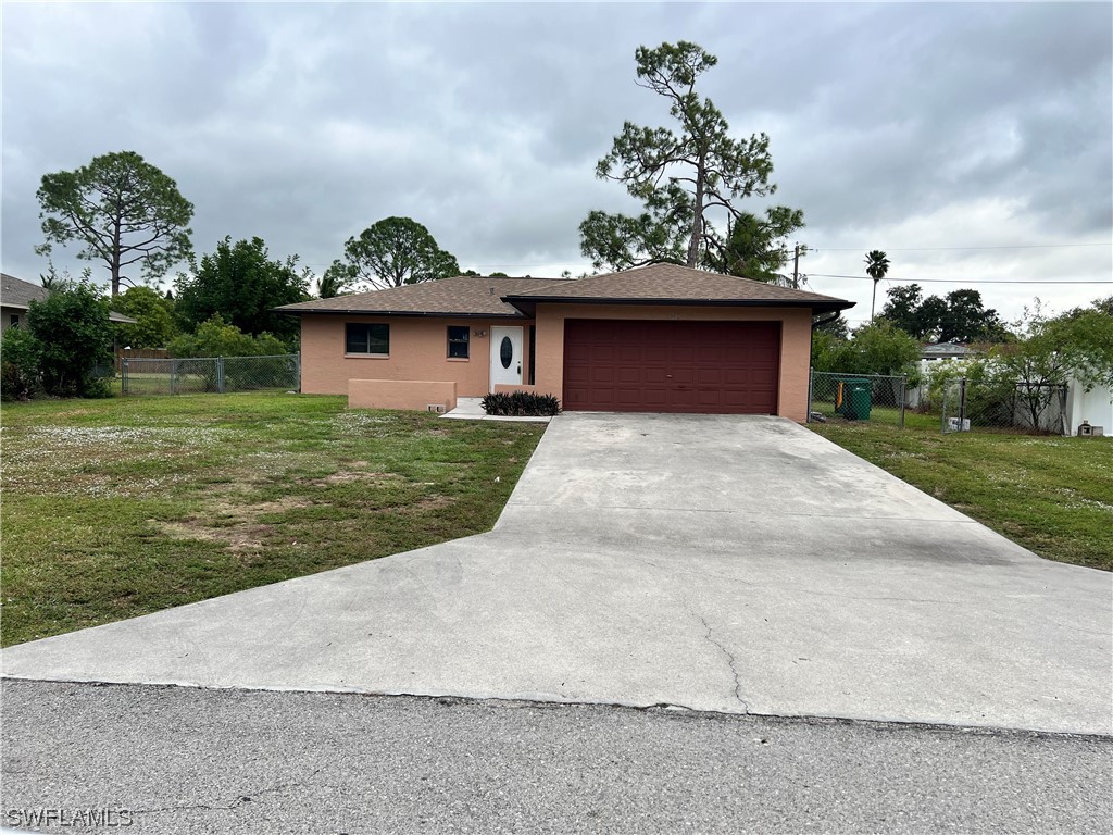 5440 25th Place SW Naples FL 34116 223092688 image1