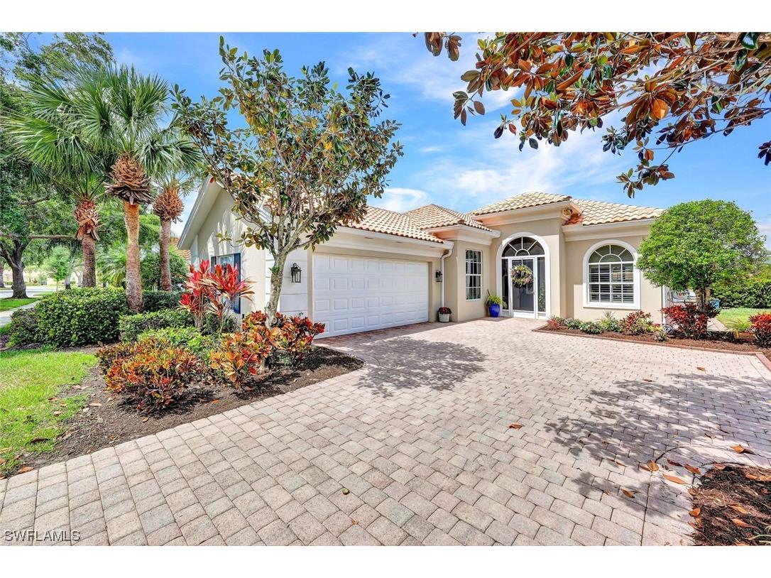 5441 Freeport Lane Naples FL 34119 223027545 image1