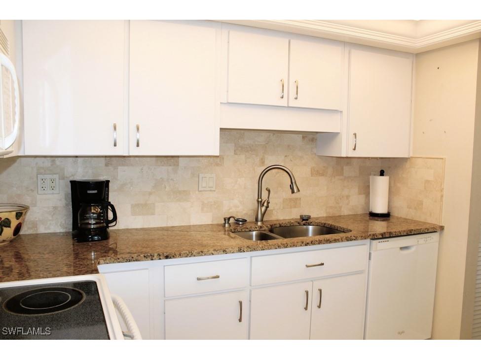 5441 Peppertree Drive #6 Fort Myers FL 33908 225062195 image10