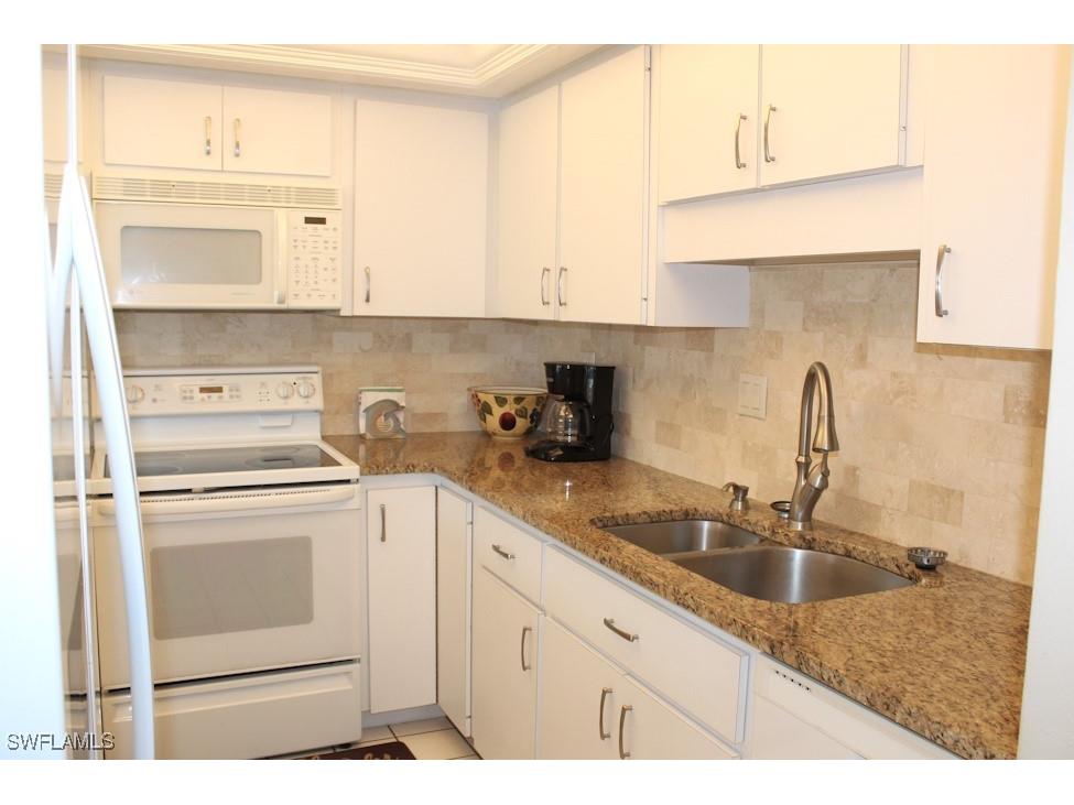 5441 Peppertree Drive #6 Fort Myers FL 33908 225062195 image9