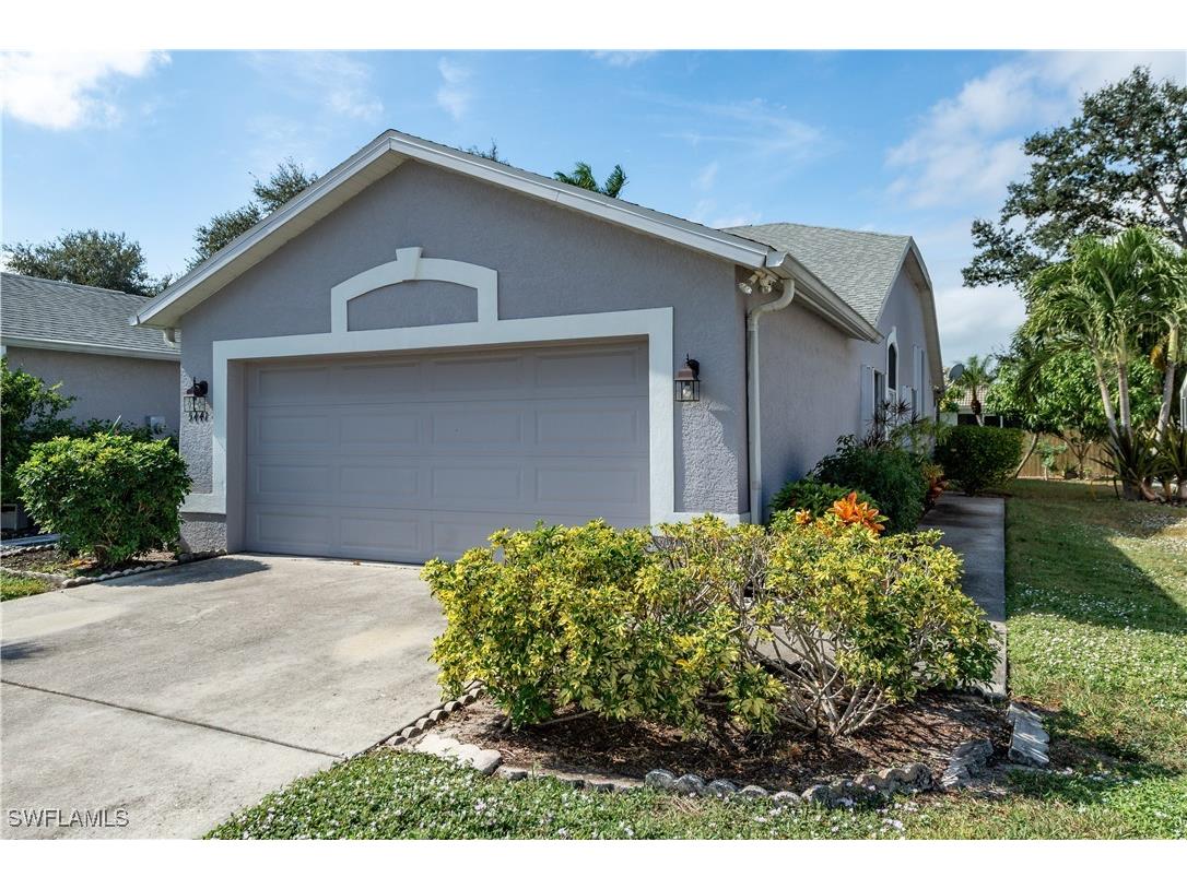5441 Whitten Drive #108 Naples FL 34104 225081056 image1