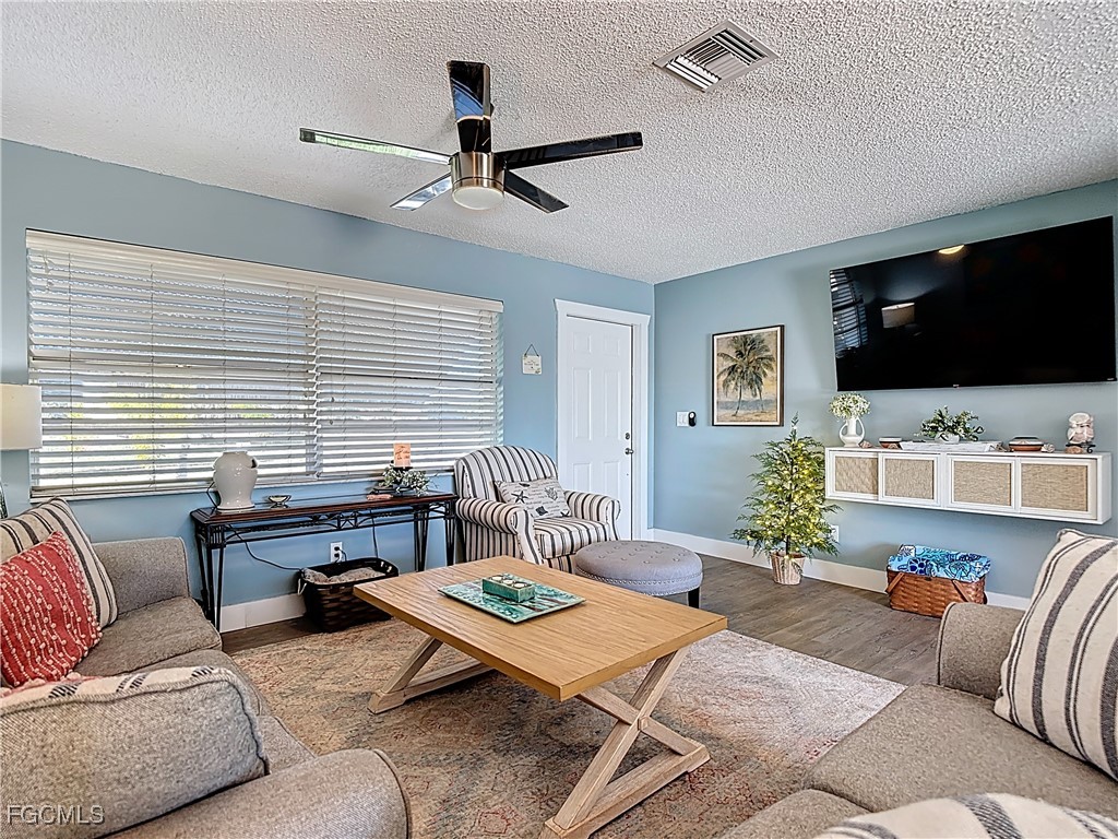 5442 Martin Cove Bokeelia FL 33922 2025021978 image13